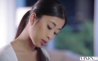Deucedly in heaven's name Young Asian Student Has Passionate Sexual connection With Neighbor