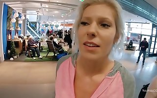 Blowbang in Berlin Ikea